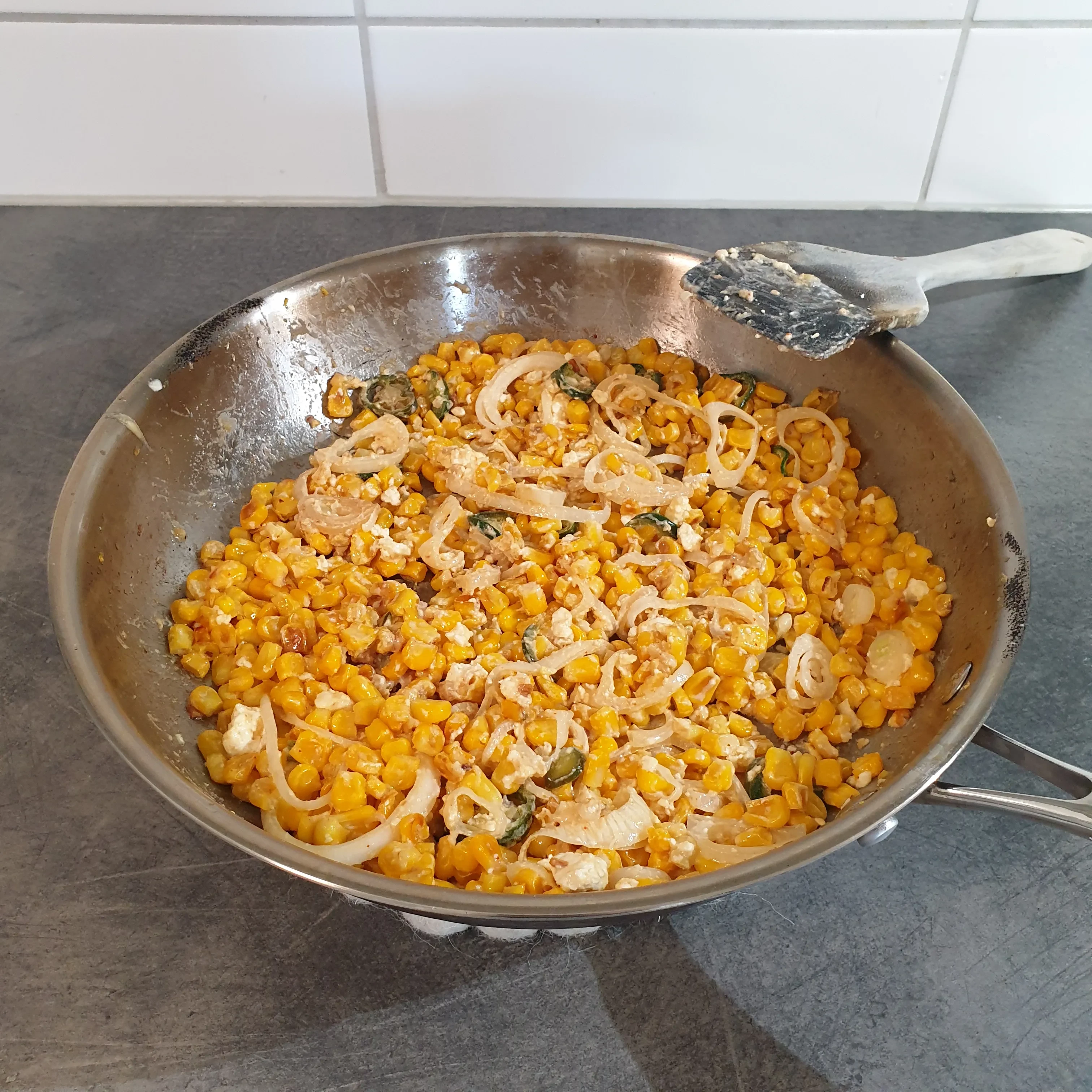 Esquites – mexikansk majssallad